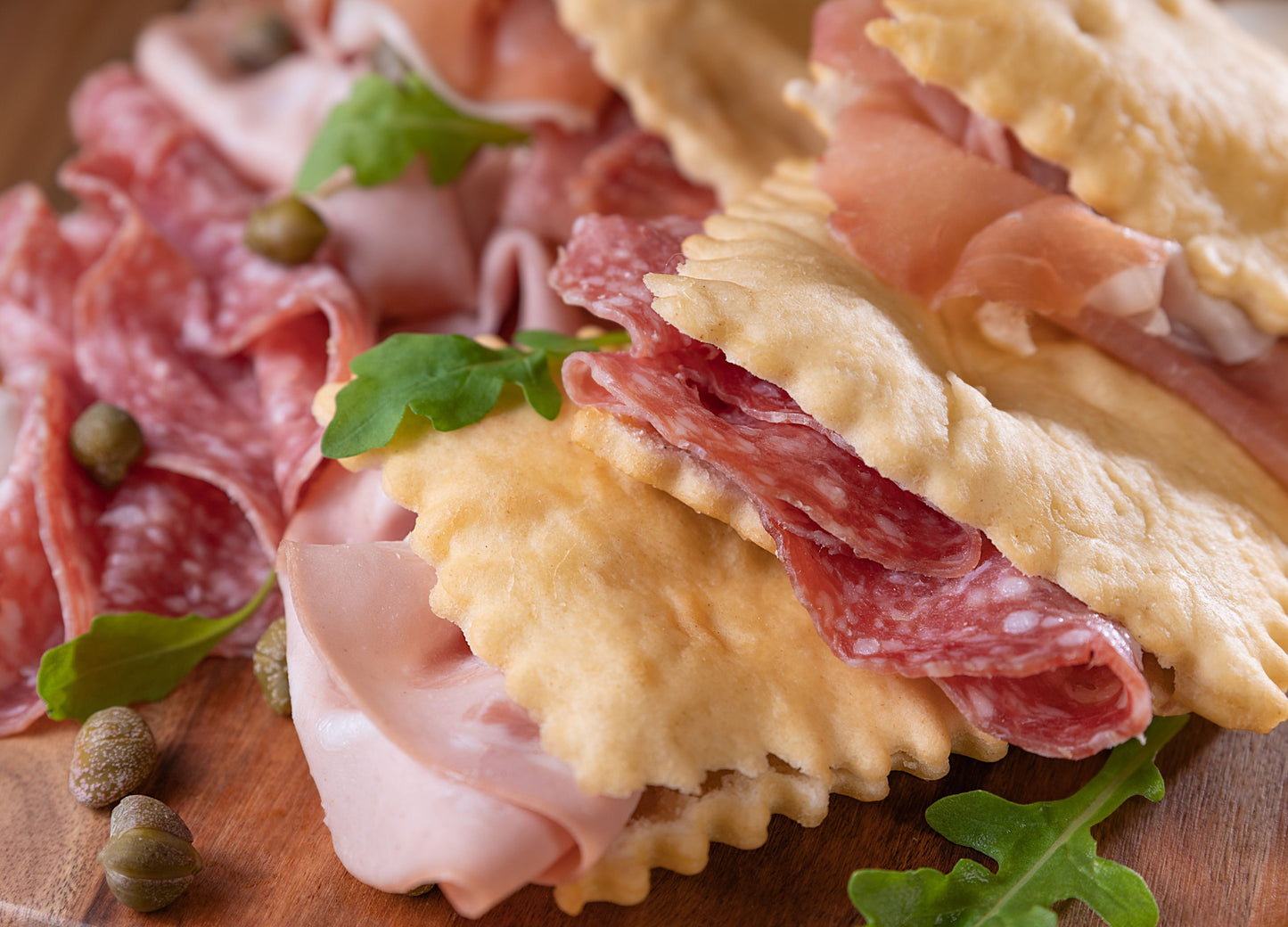 Produk Khas Emilia: Keju, Ham, dan Cuka