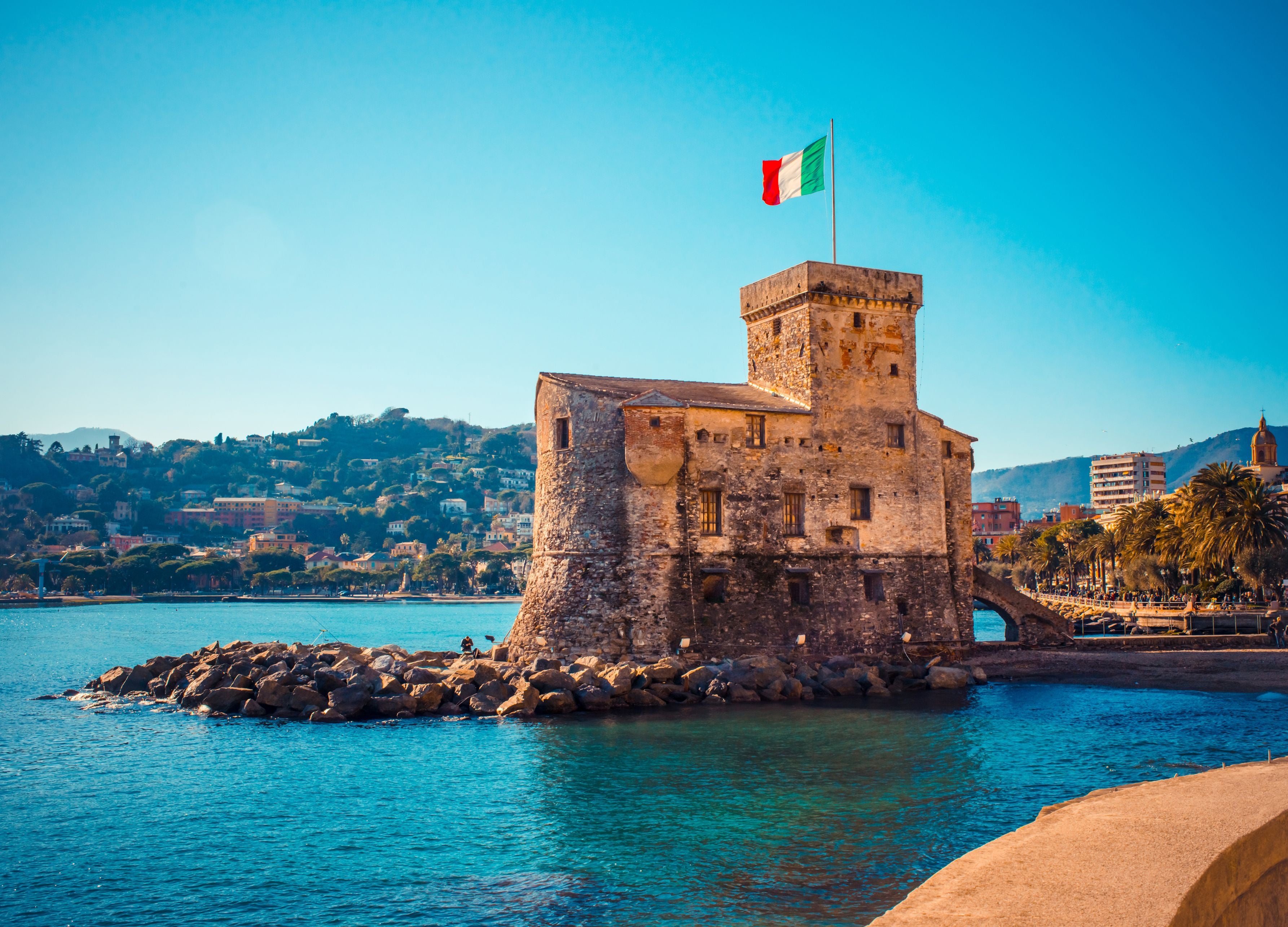 Rapallo yang Indah, Chiavari, dan Sestri Levante 