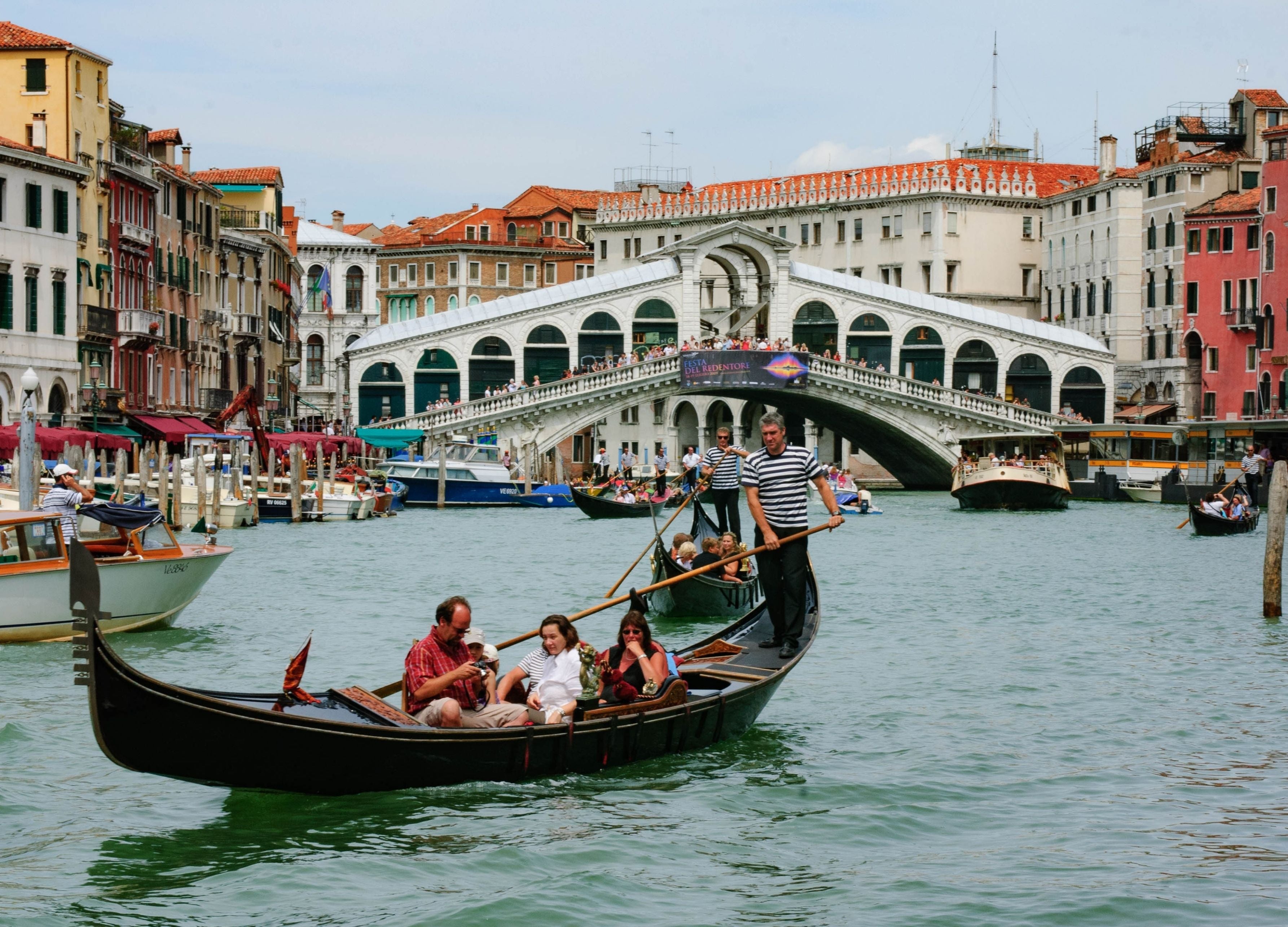 Pengalaman Naik Gondola 