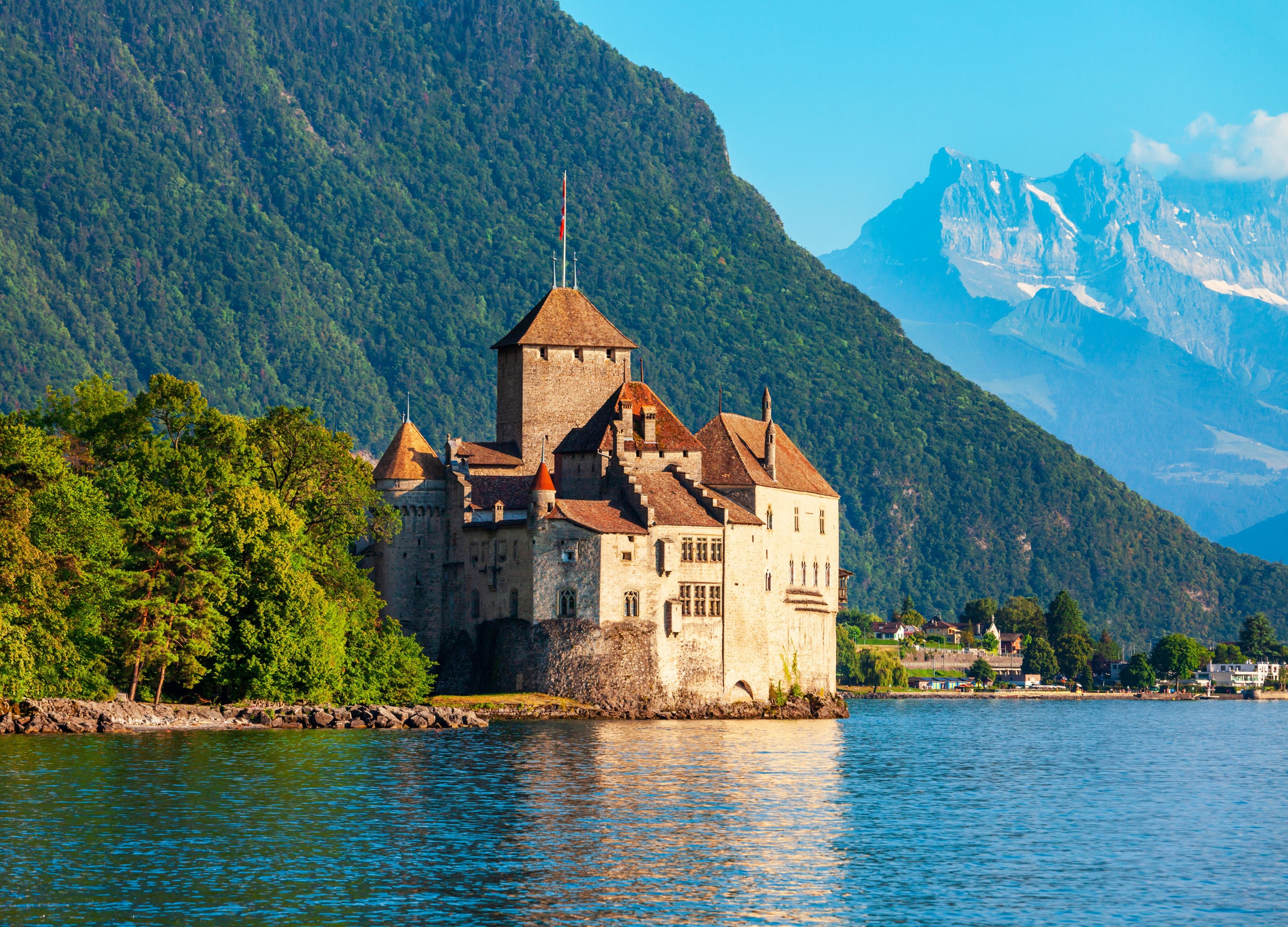 Explore Swiss Castles